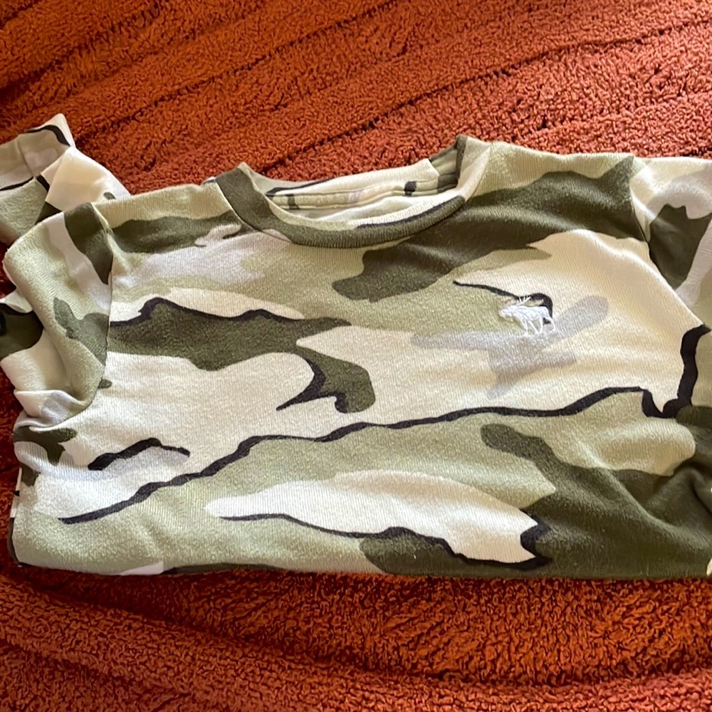 Abercrombie kids long sleeve